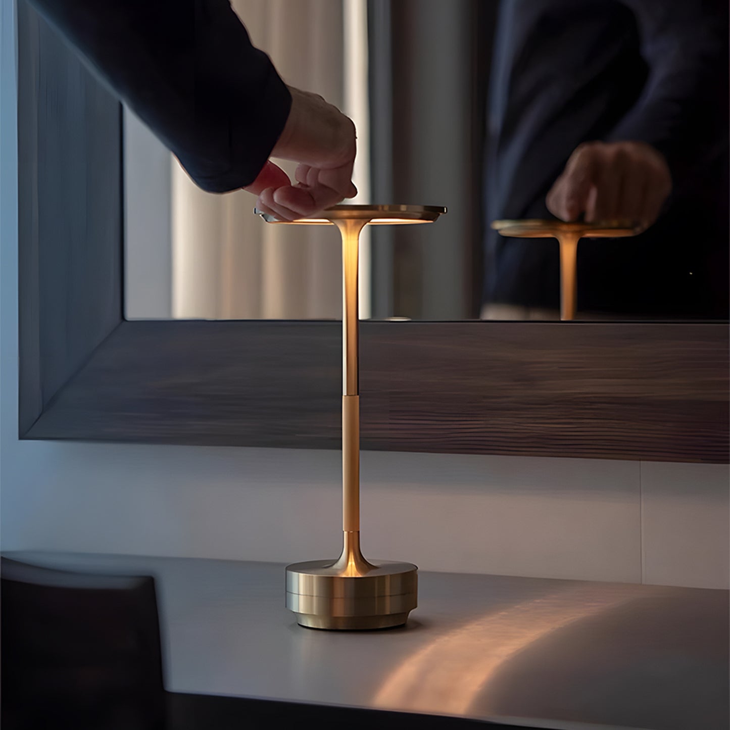 Lampada da Tavolo Touch Ricaricabile – Luce LED Portatile Dimmerabile Senza Fili