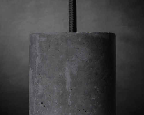 Lampada a Sospensione in Cemento – Stile Industriale