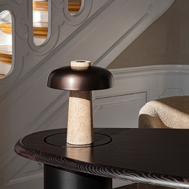 Pietra – Lampada da Tavolo in Travertino Naturale Design Wabi-Sabi