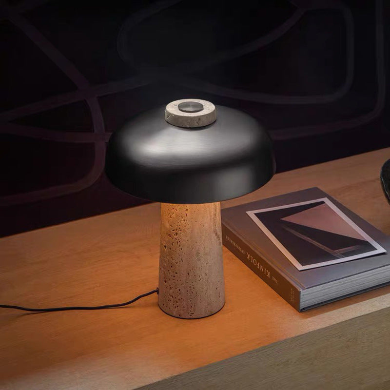 Pietra – Lampada da Tavolo in Travertino Naturale Design Wabi-Sabi