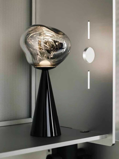 Lampada da Tavolo Effetto Vetro Fuso – Ricaricabile e Dimmerabile