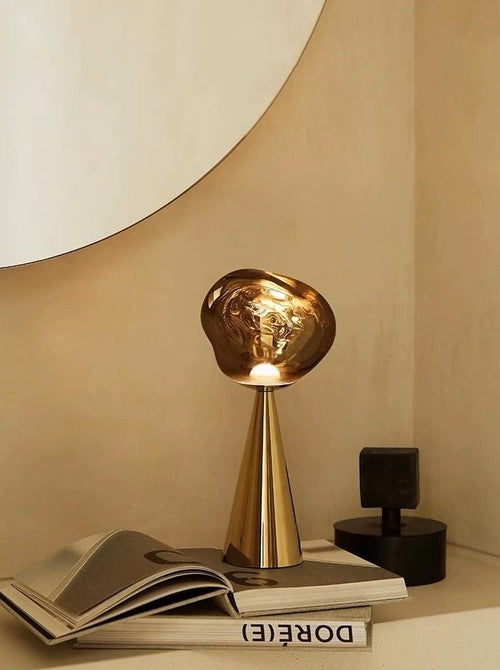 Lampada da Tavolo Effetto Vetro Fuso – Ricaricabile e Dimmerabile