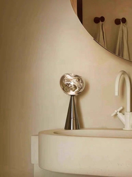 Lampada da Tavolo Effetto Vetro Fuso – Ricaricabile e Dimmerabile