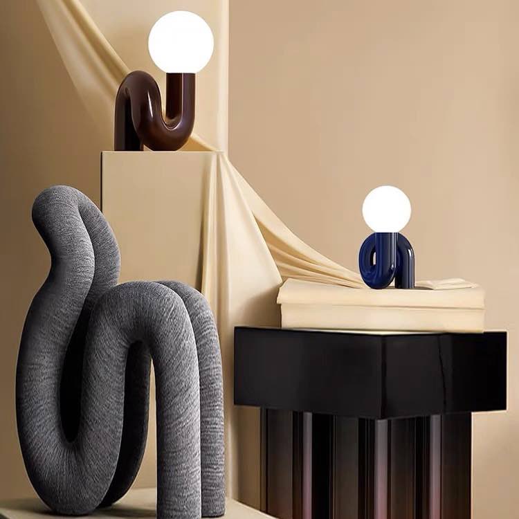 Lampada da Tavolo Spirale – Design Moderno